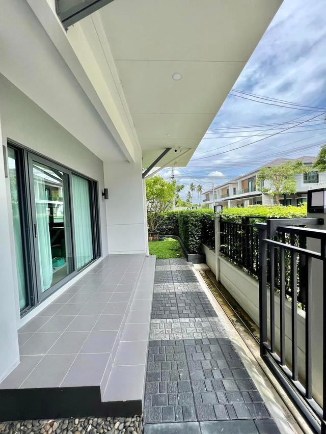 ขายบ้านเดี่ยว 2 ชั้น CENTRO ราชพฤกษ์ 2 บ้านเดี่ยวหลังมุม ตกแต่งสไตล์ Modern Luxury  Built-in ดีไซน์สวย และพื้นที่สีเขียวข้างบ้าน 17