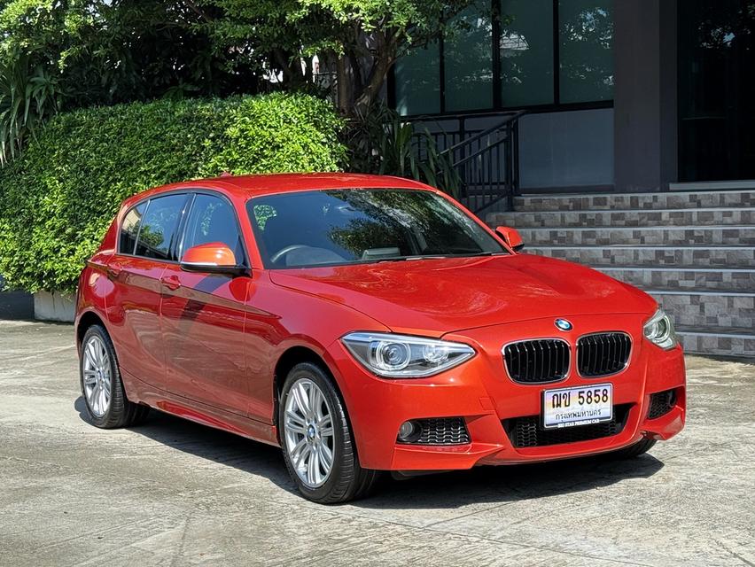 2015 BMW 116i MSPORT รถมือเดียวออกป้ายแดง เข้าศูนย์ทุกระยะ ไม่เคยมีอุบัติเหตุครับ