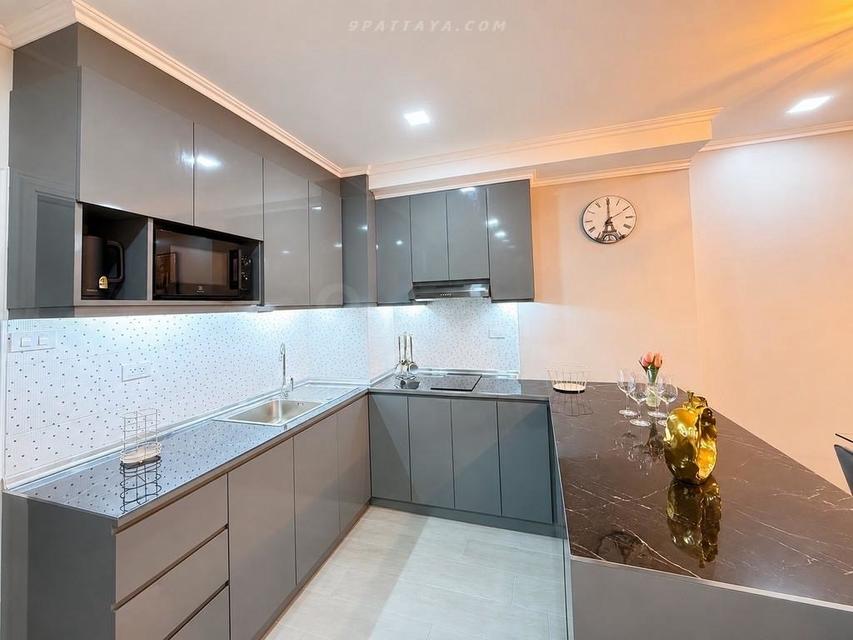 For Sale — Spacious Sea View Condo at View Talay 5D, JomtienSpacious sea view condo for sale at View Talay 5D, Jomtien. Large 96 sq.m. unit on the 11 7