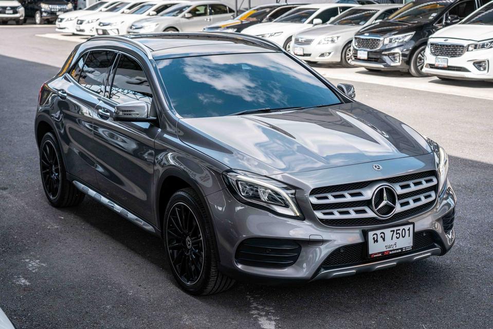 รหัสรถ NP7501 รุ่นรถ : BENZ GLA250 AMG DYNAMIC FACELIFTปีรถ : 2018