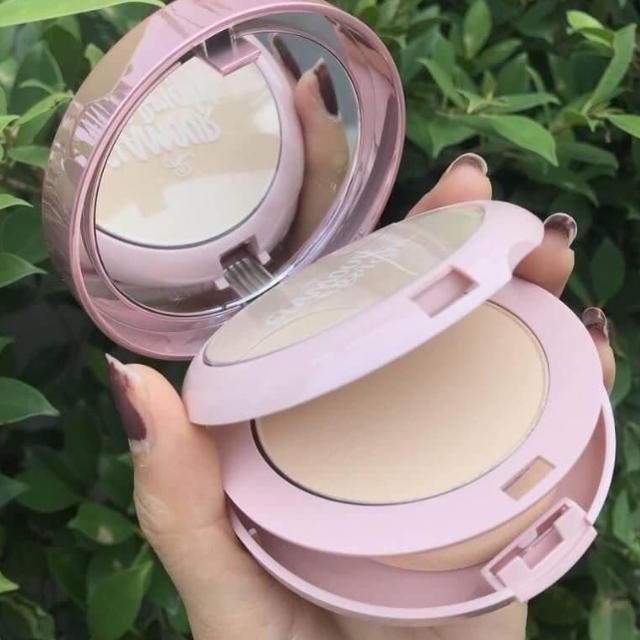 AR Glamour Bright Complete Powder 3