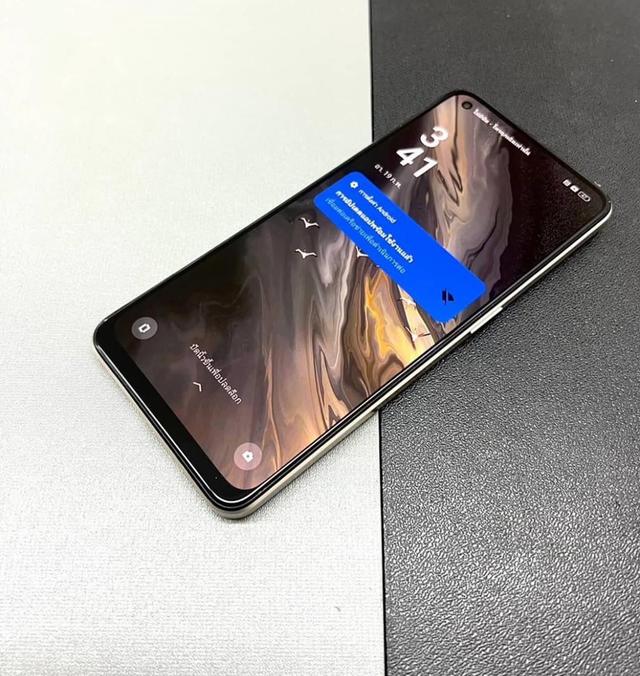 Oppo Reno 8 สีทอง มือ 2 4