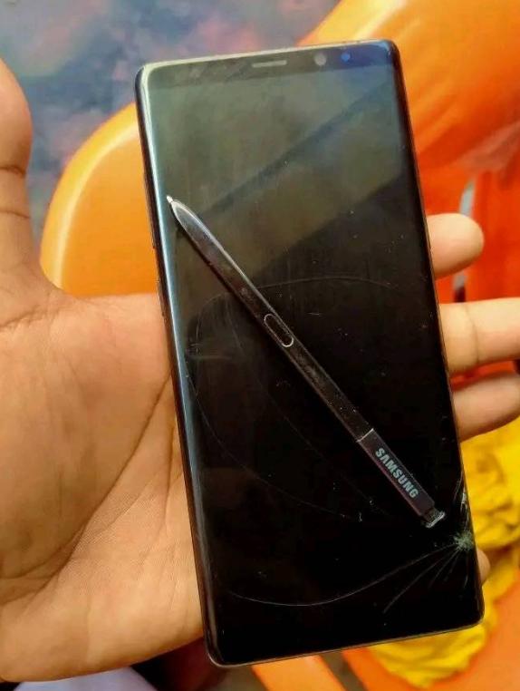 ขาย Galaxy Note 8 มีตำหนิ 7