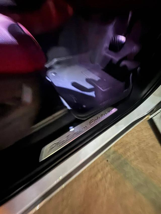 Cayenne Coupe Platinum Edition