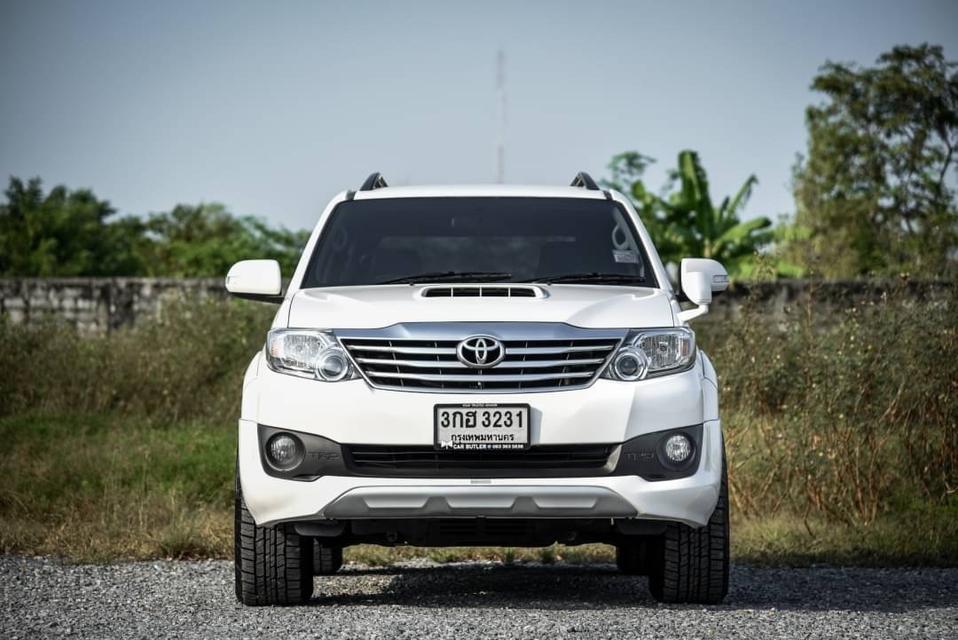 Toyota Fortuner 3.0V VNTurbo 2WD AT 2015 รหัส CBL3231 2