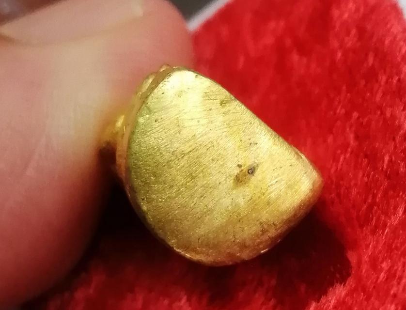 เปิด​ให้​บูชา​ พระสังกัจจายน์ปริสุทฺโธ รุ่นเมตตามหาลาภ เนื้อทองทิพย์​ ปี37  มี6องค์​ พร้อมกล่องเดิม​ รูปที่ 5