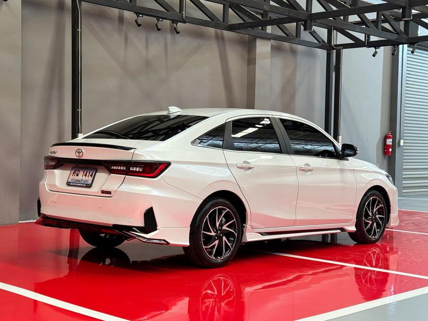 2024 TOYOTA YARIS ATIVE 1.2 PREMIUM LUXURY รถมือเดียวป้ายแดง รถวิ่งน้อยเพียง 30,000 กม รถเข้าศูนย์ตามระยะ รถไม่เคยมีอุบัติเหตุครับ รูปที่ 4