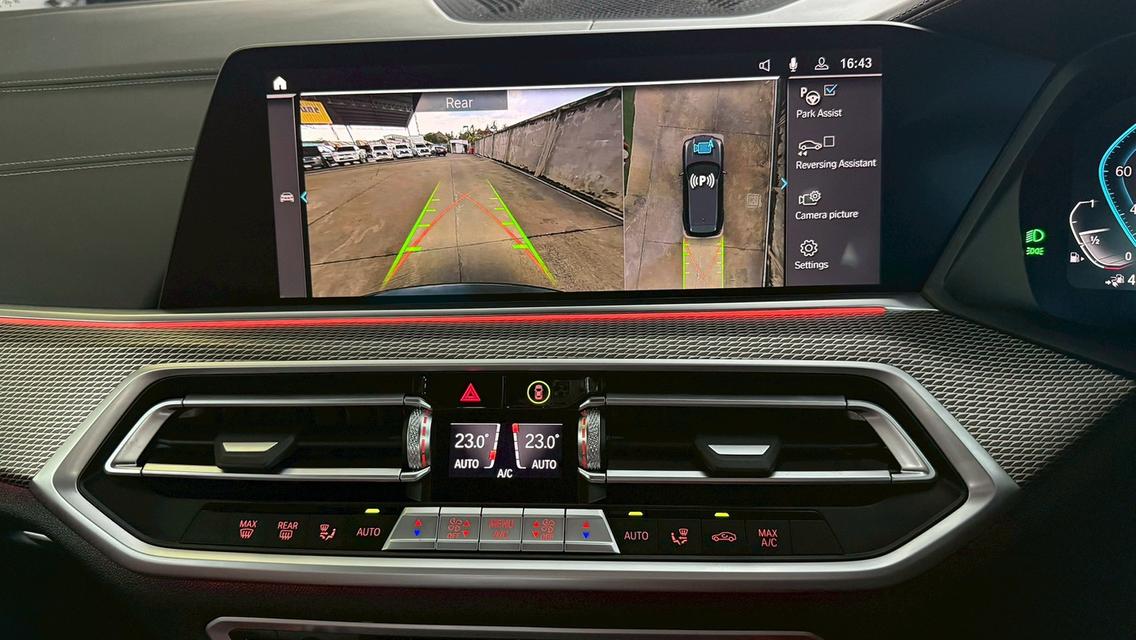 รหัสรถ PBG9999 BMW X5 xDrive45e M Sport  รถออกสิ้นปี 2022 17