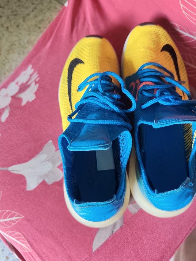 รองเท้า nike มือสองของแท้ 5