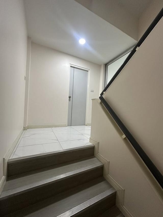 ให้เช่า โฮมออฟฟิศ 4 ชั้น สไตล์เรียบหรูโมเดิร์น 350 ตร.ม. ลาดพร้าว 80 - เหม่งจ๋าย จดทะเบียนบริษัทได้ พร้อมอยู่ทันที 10