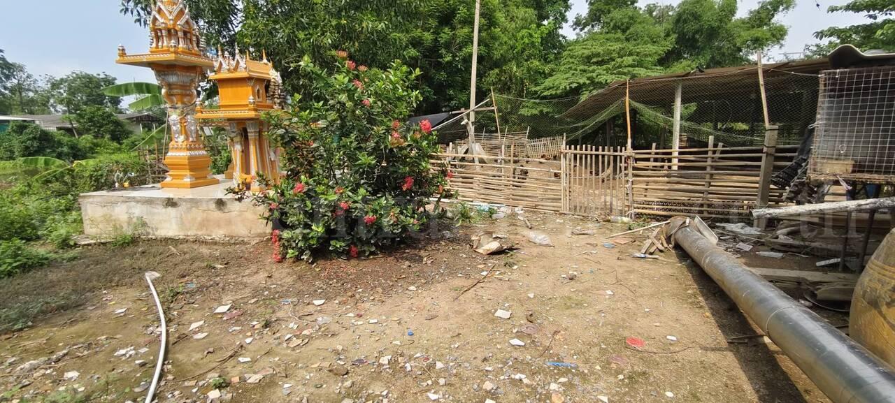 ที่ดินพร้อมสิ่งปลูกสร้าง  2-2-25 ไร่ บางเลน นครปฐม 9