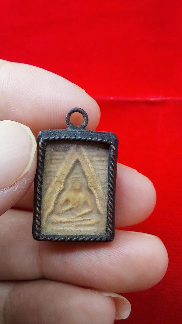 พระของขวัญหลวงปู่สดรุ่น1