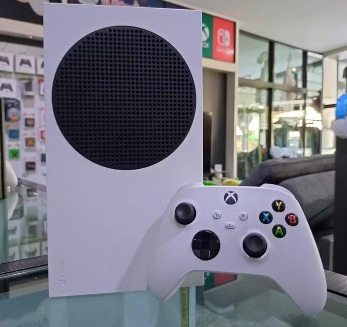 เครื่อง Xbox Series S  พร้อมจอยตรงรุ่นมือสอง 2