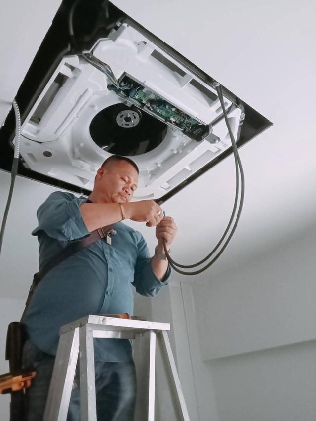 ช่างแอร์ราษฎร์พัฒนา  063-8895-489 ช่างพสิษฐ์ติดแอร์ล้างแอร์ย้ายแอร์ซ่อมแอร์บ้าน รูปที่ 2