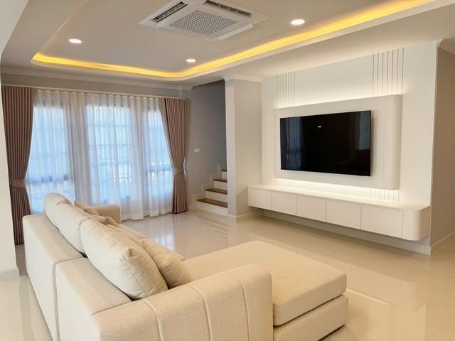 PB5506 ให้เช่าบ้านเดี่ยว หมู่บ้าน เซนโทร บางนา ใกล้ Mega Bangna เฟอร์นิเจอร์ครบ หิ้วกระเป๋าพร้อมเข้าอยู่ 2