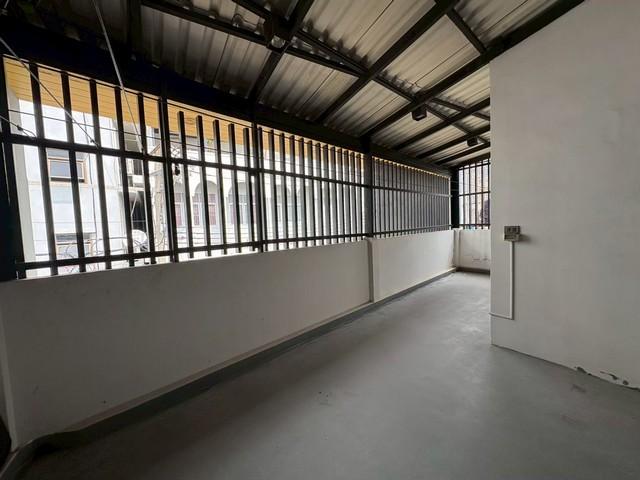 P688 ให้เช่าบ้านเดี่ยว 3 ชั้น ติดรถไฟฟ้า MRTหัวลำโพง เดินทางสะดวก เหมาะพักอาศัย 16