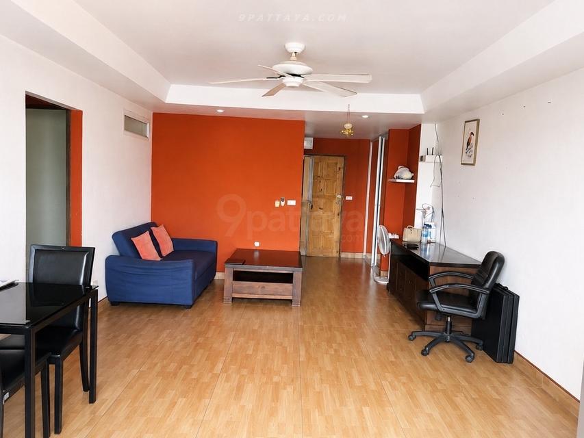 FQ Urgent Sale — Hot Deal 2-Bedroom Condo 76sqm 2beds 1.9m only Foreign QuotaHot deal condo for sale at Pattaya Plaza Condotel. Spacious 2-bedroom 3
