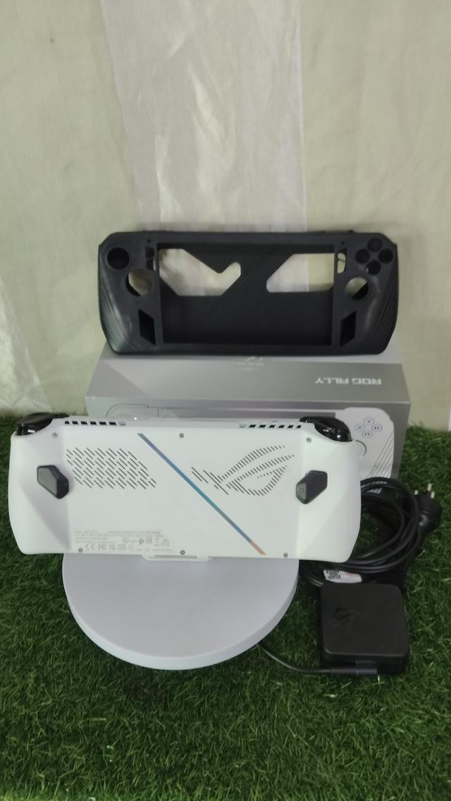 Asus Rog ally z1 Xtremeครบกล่องสวยๆ รูปที่ 4