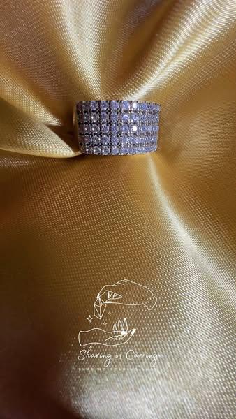 แหวนแฟชั่น เพชรแฟนซี CZ สวยน่ารักกกมาก แบบ บริดเจอตัน ราคา ฿1,390.- บาท รวมส่ง Bridgerton style