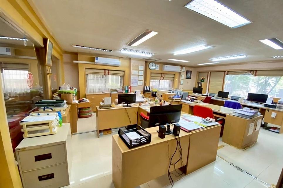 ขายต่ำกว่าประเมิน! บ้านเดี่ยวหลังใหญ่ 2 ชั้น ม.รัชดา 1 (ลาดพร้าว 80) 72.4 ตร.ว. ✨ บ้านหลังใหญ่ พื้นที่เยอะ ฟังก์ชันครบ เหมาะสำหรับครอบครัวใหญ่ 5