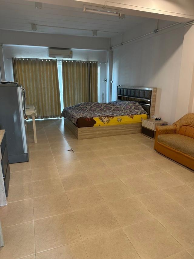 ขาย ตึกอาคาร 3 ชั้นครึ่ง วิเศษสุขนคร ประชาอุทิศ 90 เหมาะทำสำนักงาน สโตร์เก็บสินค้า พักอาศัย ทำเลดีใกล้โรงเรียน อยู่ในแหล่งชุมชน 7