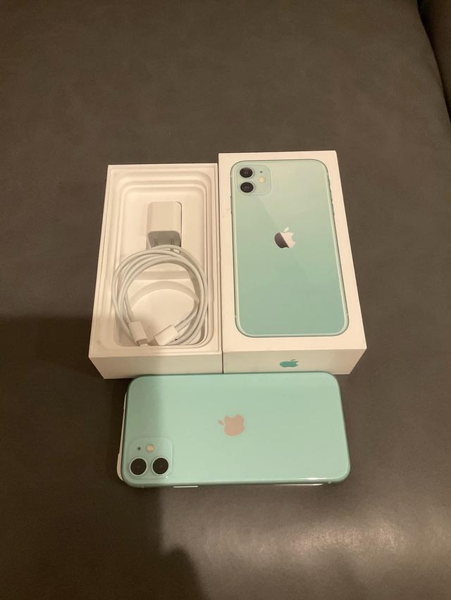 iPhone 11 สีเขียว 2