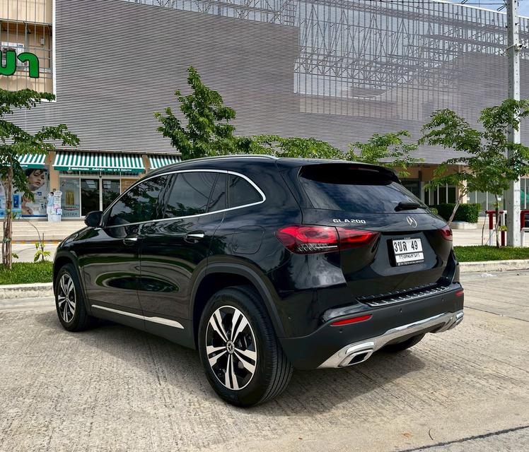 Benz GLA 200 Progressive (โฉมใหม่ล่าสุด) ปี 2021 จด 23 สภาพใหม่มากๆ