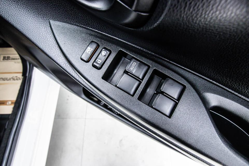 รหัสรถ 3A710 YARIS 1.2 E 2015 17