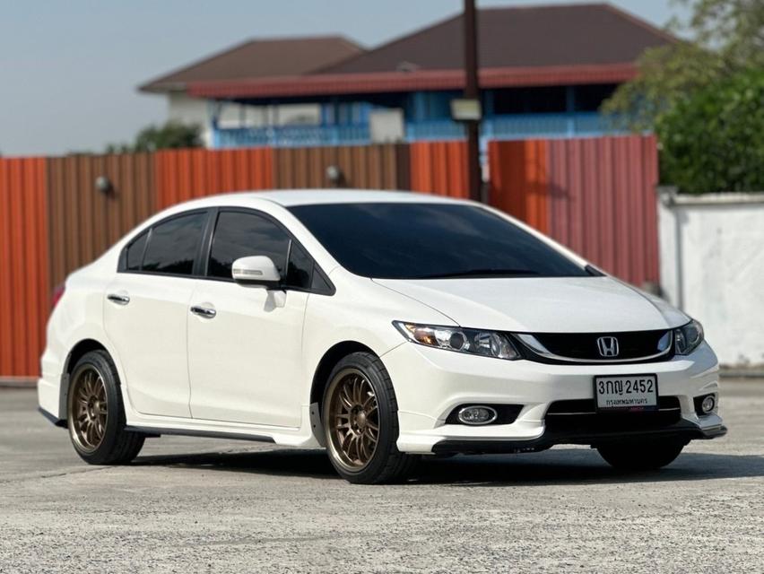 Honda Civic 1.8E เกียร์ออโต้ สีขาว ปี2014 รหัส PAT2452 2