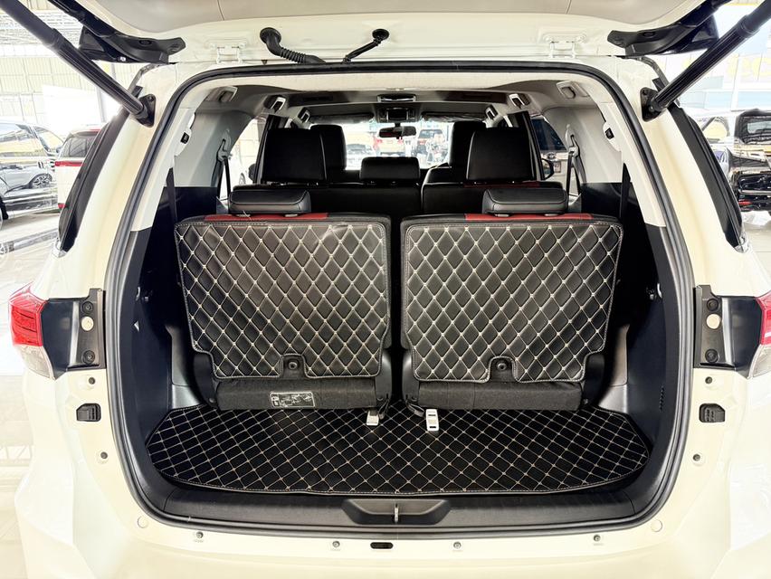 Toyota Fortuner 2.8 TRD Sportivo (ปี 2019) SUV AT - 4WD 16