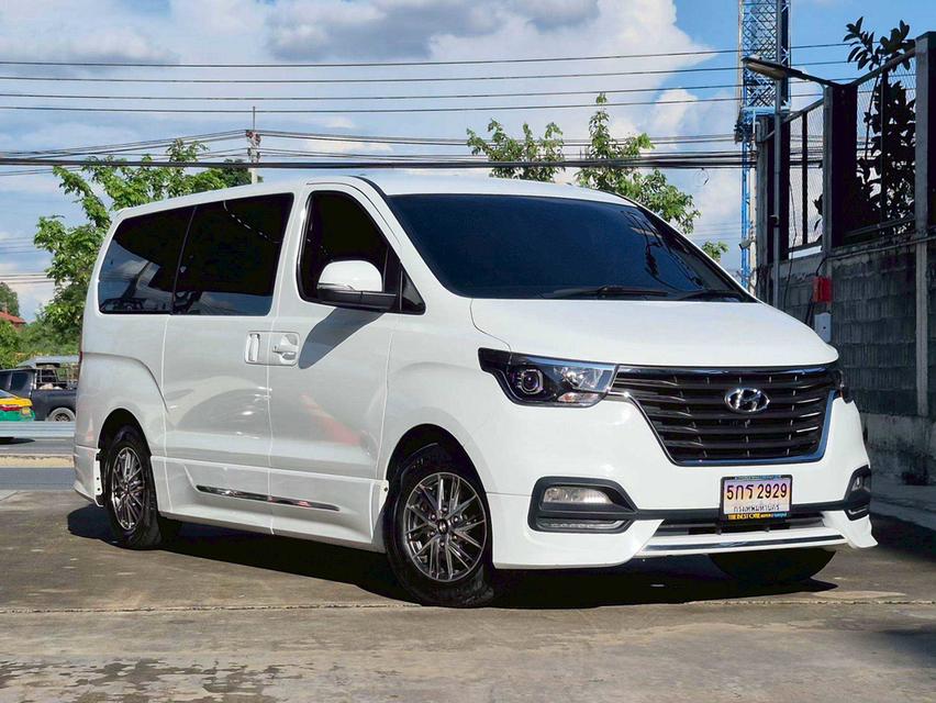 Hyundai H1 2.5Eilte ปี24