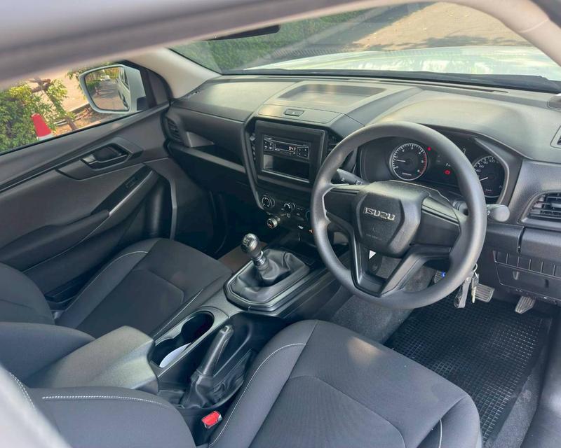 Isuzu D-max Cab 3.0 Ddi เกียร์ธรรมดา ปี 2022 รูปที่ 8