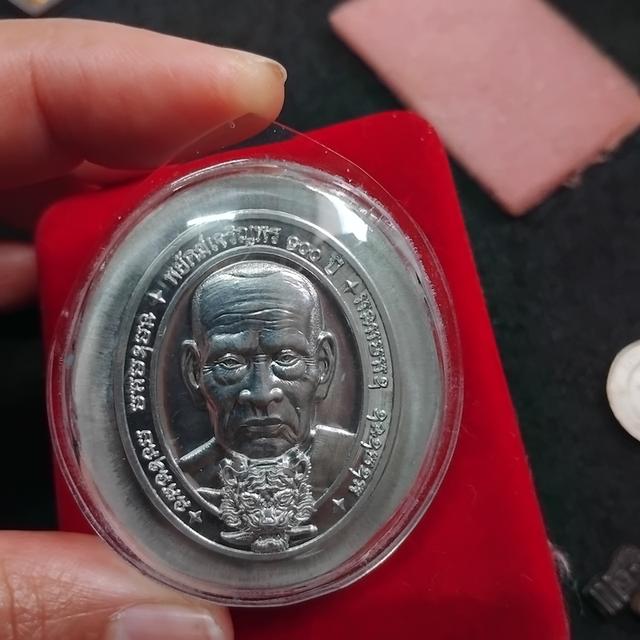 พระบ้านเก็บเก่า พระเหรียญหลวงพ่อพัฒน์ 2