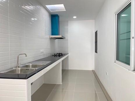 หมู่บ้านพร้อมจิตร .. 9