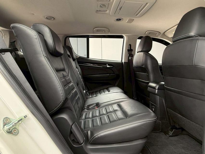 ปี 2019 ISUZU MU-X, 1.9  THE ONYX โฉม ปี13-20 สีขาว เกียร์ออโต้ ประวัติดี เข้าศูนย์ตลอด มือเดียวป้ายแดง รูปที่ 7