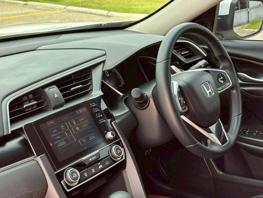 Honda Civic 1.8 EL MNC (FC) 2019 จด 2020 14
