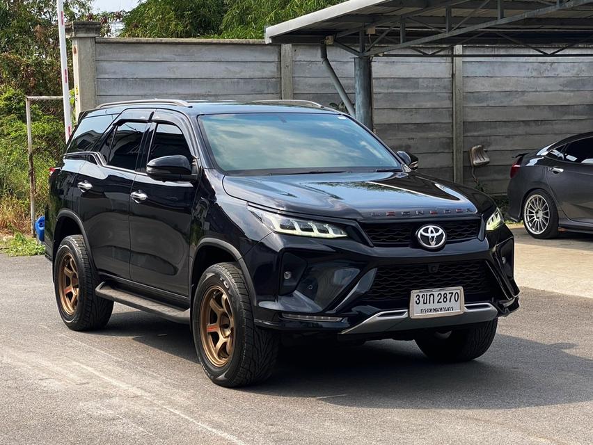 Toyota Fortuner Legender 2.4 4x4  ปี 2021 เลขไมล์ 118,xxx km 2