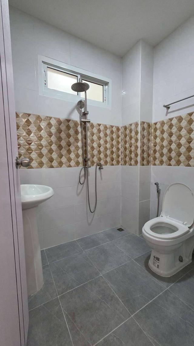 หมู่บ้านบัวทองธานีพาร์ควิลล์1  ซอยกรมที่ดินบางบัวทองทาวน์เฮาส์ 2 ชั้น ตกแต่งใหม่พร้อมอยู่  ทำเลดี พร้อมของแถมอีกหลายรายการ 20