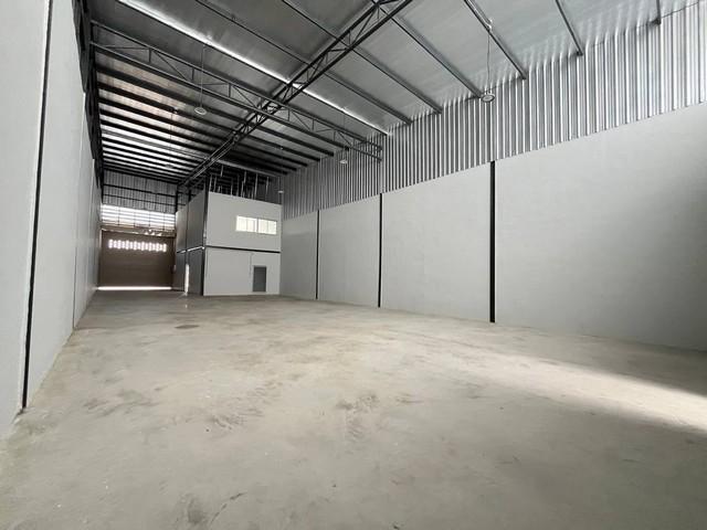ให้เช่าโกดัง ใกล้อมตะเฟส 1-2-3-4 ผังม่วงลาย พื้นที่โกดัง 400 ตรม. พื้นรองรับน้ำหนักได้2ตัน 3