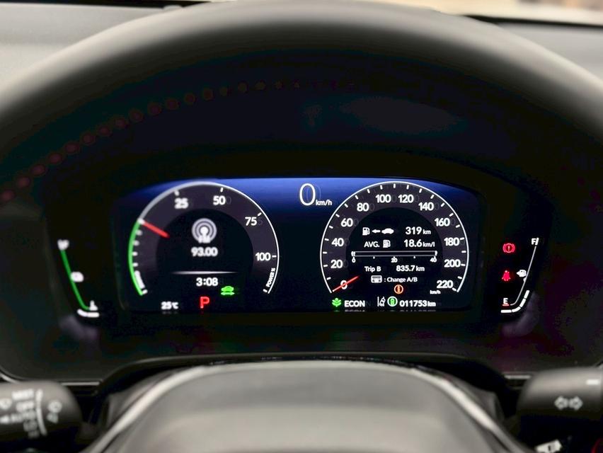 NEW Honda CR-V e:HEV RS 4WD  TOP. สีขาว  ปี 2023. 13