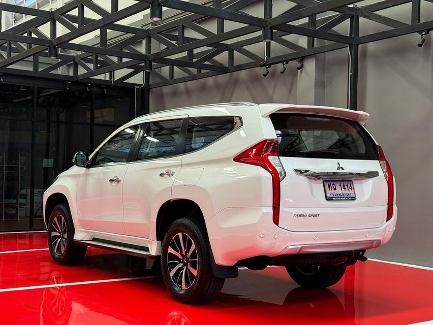 2018 MITSUBISHI PAJERO 2.4 GT PREMIUM รถมือเดียวออกป้ายแดง รถวิ่งน้อย ประวัติศูนย์ครบ ไม่เคยมีอุบัติเหตุครับ 6
