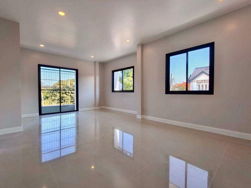 ✨หมู่บ้านอักษรา บางบัวทอง✨ทาวน์เฮาส์ 2 ชั้น หลังมุม ใกล้รถไฟฟ้า MRT แยกบางพลู ตกแต่งใหม่พร้อมอยู่ 13