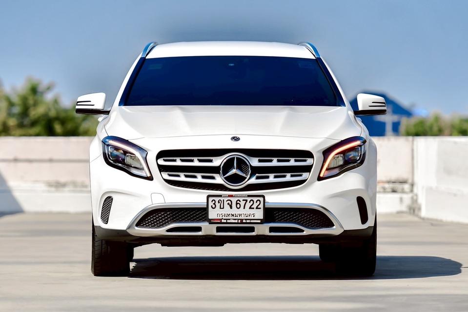 Mercedes-Benz GLA 200 AMG Dynamic 1.6 7A/T ปี 2019