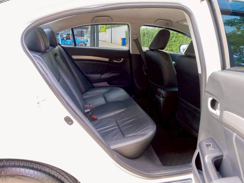 Honda Civic 1.8ES ปี15 13