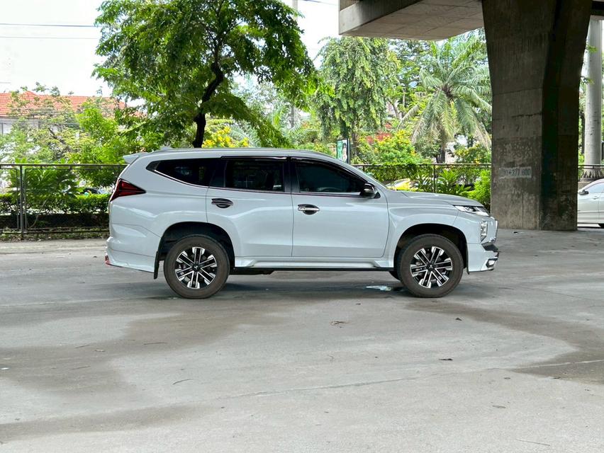 ขายรถ Mitsubishi pajero Sport 2.4 ปี 2022 สีขาว เกียร์ออโต้ 8