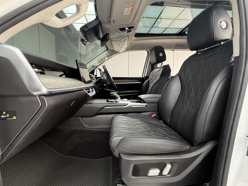 2019 MAZDA MAZDA3, 2.0 C โฉม ปี19-ปัจจุบัน 4Dr สีแดง รถบ้าน รถสวย สภาพดีมาก มือเดียวป้ายแดง👉เลขไมล์ 118,573 km.