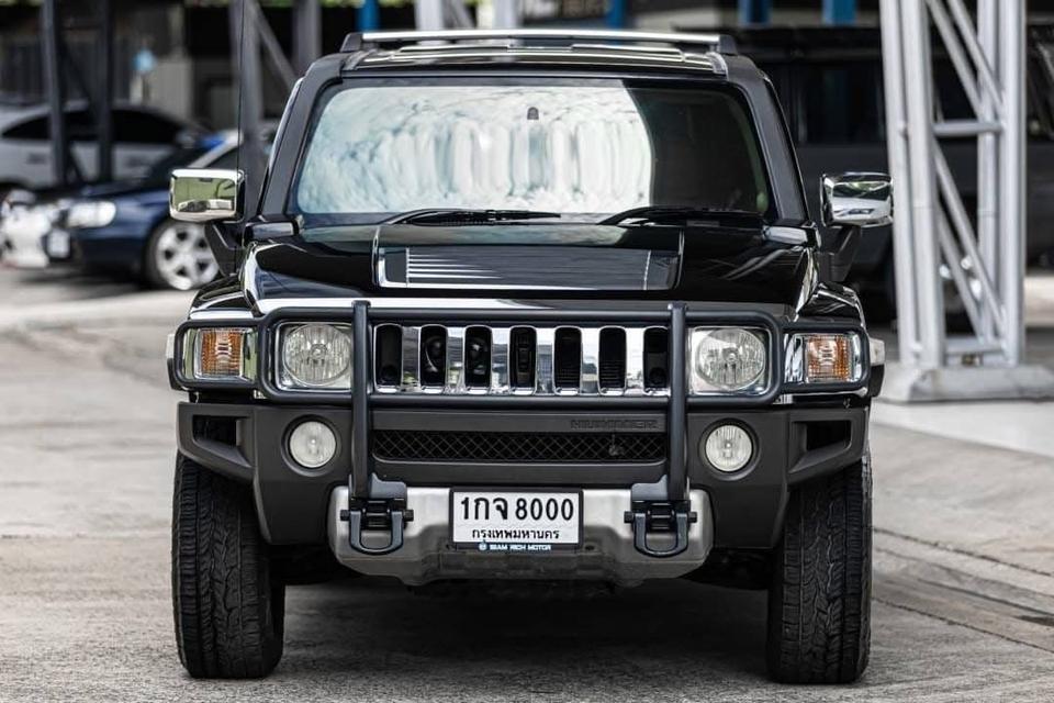 Hummer H3 สีดำสุดเท่