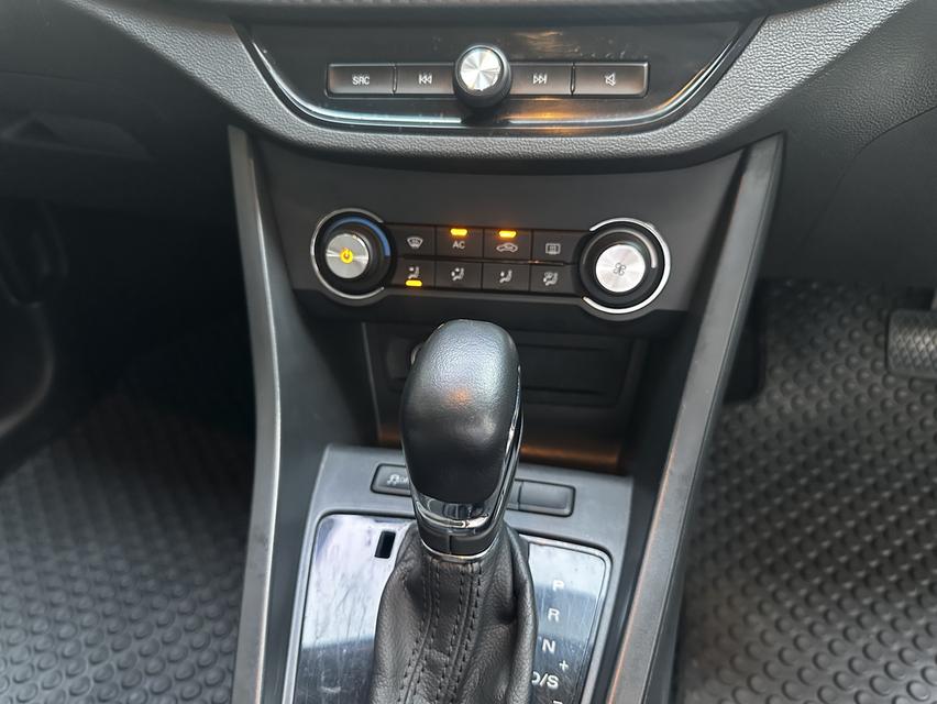 MG3 1.5X Sunroof ปี2021 11