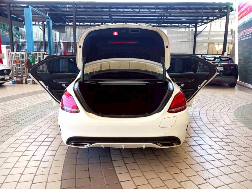 2017 Benz  C350e W205 รถสวยพร้อมใช้งาน 11