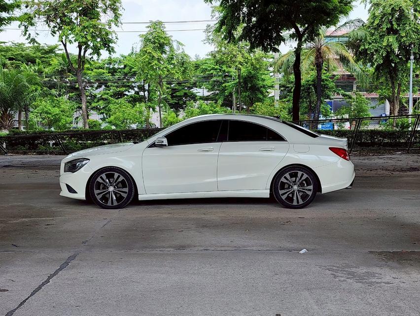 ขายรถ Benz CLA200 W117 ปี 2017 สีขาว เกียร์ออโต้ 7